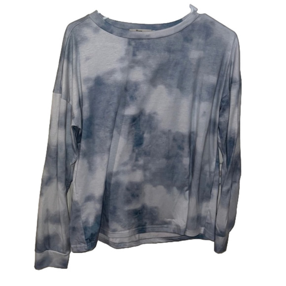 𝅺SIZE small blue and white tie-dye long sleeve tee - Picture 1 of 3